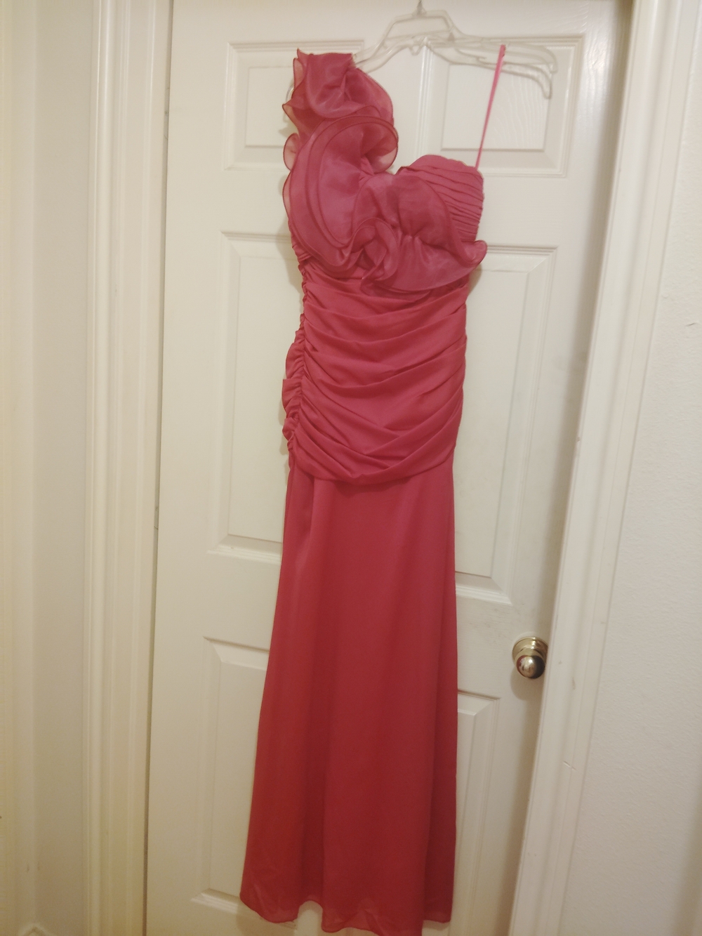 One-Shoulder Fuchsia Ruched Evening Gown